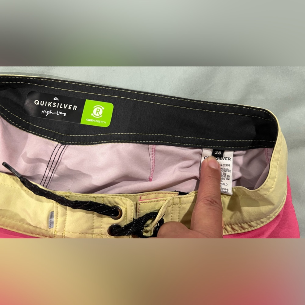 Quiksilver High Line Board Shorts Sz 28 - Picture 4 of 4